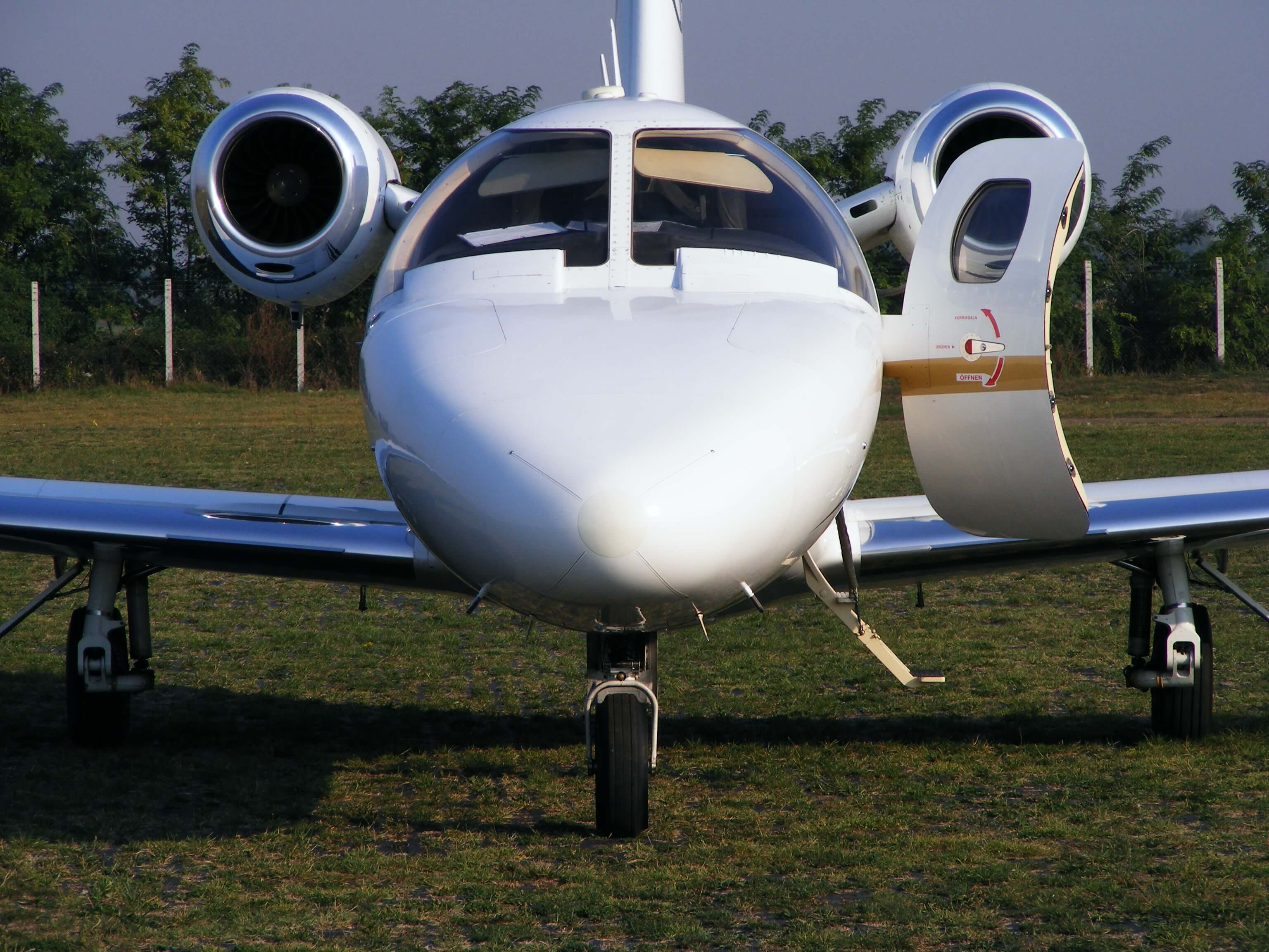Cessna-525-CitationJet